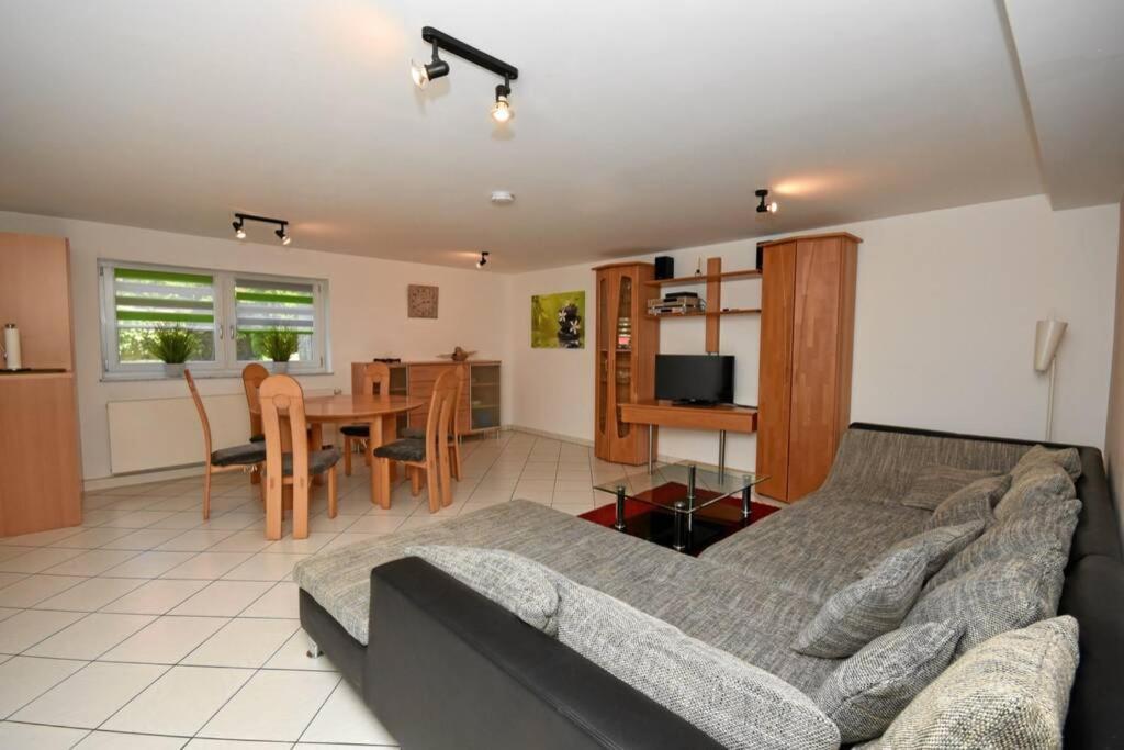 Ferienwohnung Gartenblick An Der Mainschleife Schwarzach am Main Esterno foto