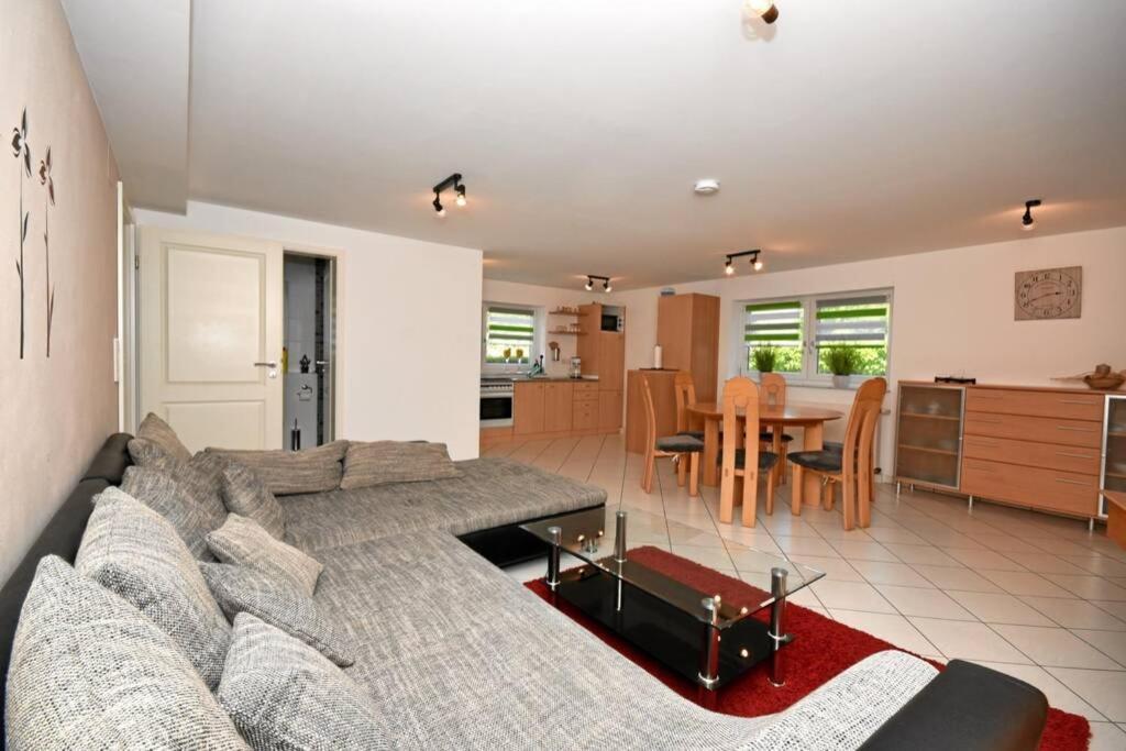 Ferienwohnung Gartenblick An Der Mainschleife Schwarzach am Main Esterno foto